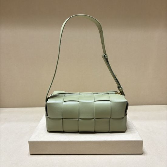 Bottega Veneta BV BRICK CASSETTE Woven Sheepskin Shoulder Bag 9305