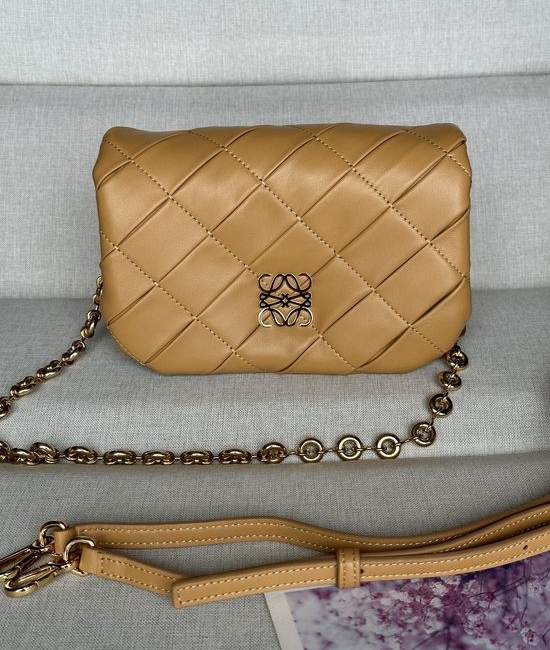Loewe Puffer Goya Mini Lambskin Pleated Handbag 9702