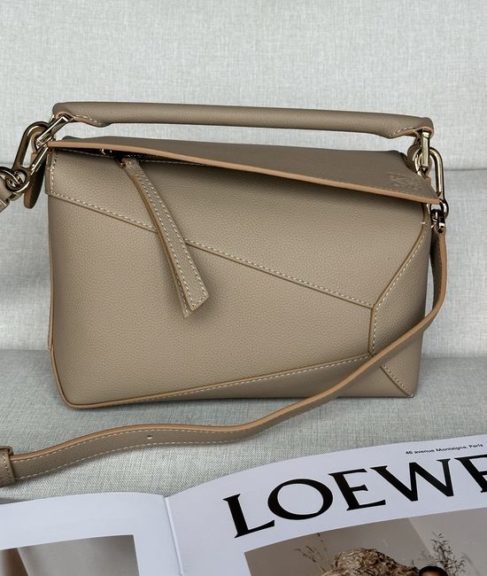 Loewe Puzzle Edge Satin Cowhide Handbag 3001B