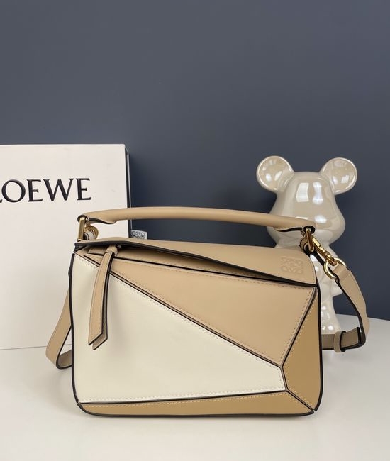 Loewe Puzzle Leather Handbag 9005