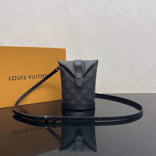 Louis Vuitton LV Envelope Pouch Handbag M11613
