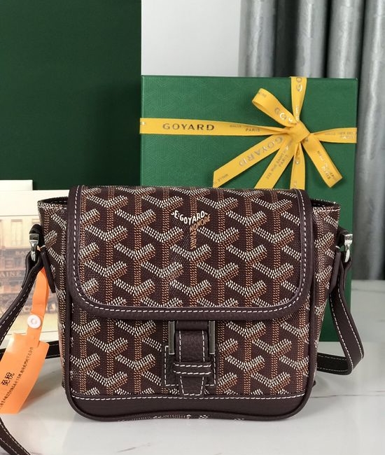 Goyard Grand Bleu PM Vintage Crossbody Bag 020128