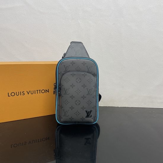 Louis Vuitton LV Avenue Small Monogram Crossbody Bag M11703