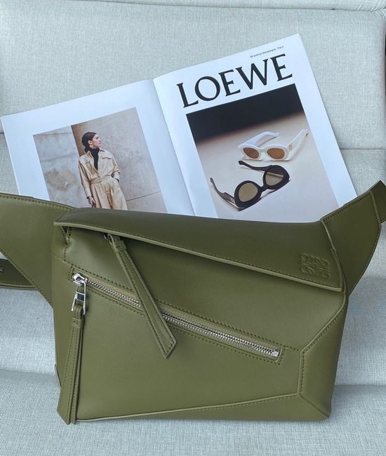 Loewe Puzzle Classic Calfskin Bumbag 6003
