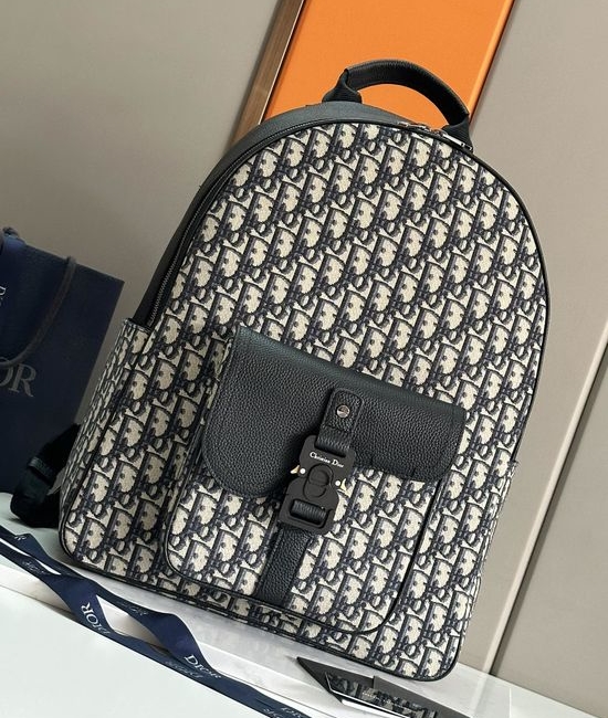 Christian Dior CD Saddle Zip Backpack Oblique Print 211