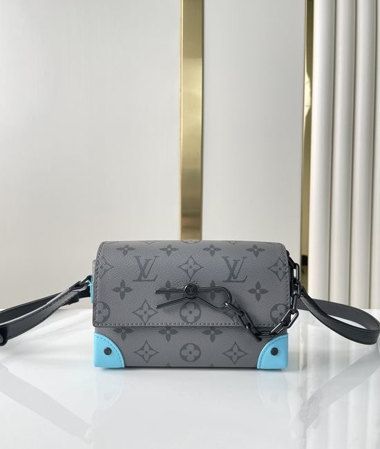 Louis Vuitton LV STEAMER Monogram Crossbody Bag M11496