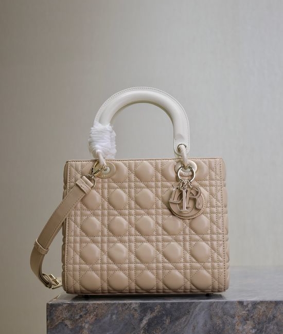 Christian Dior CD Lady Christian Dior CD Lambskin Handbag 0565