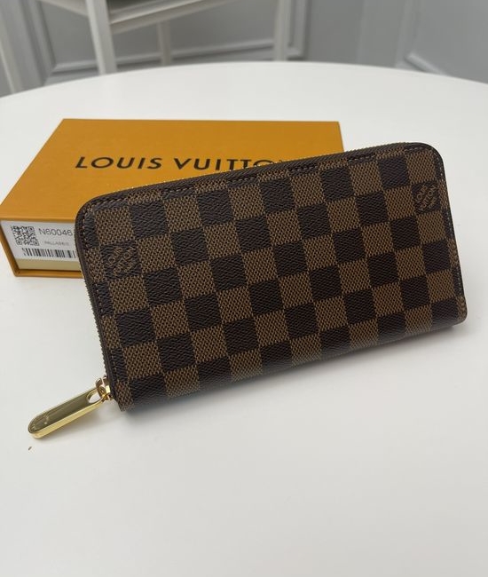 Louis Vuitton LV Monogram Canvas Zipper Wallet N60046