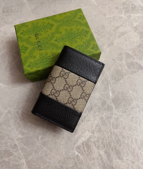Gucci Card Holder GG Supreme 806151