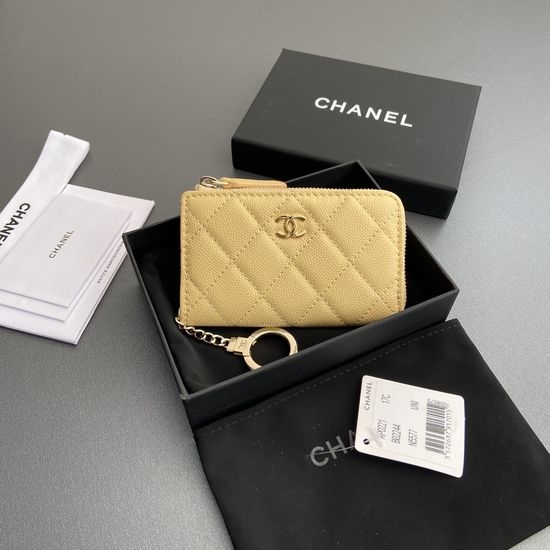 Chanel Quilted Chain Card Holder Wallet 0221