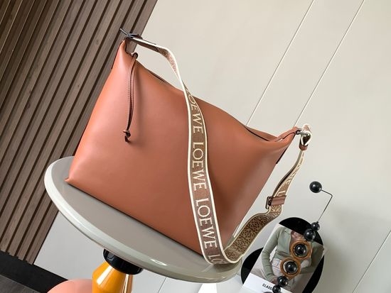 Loewe Cubi Leather Crossbody Bag 9010