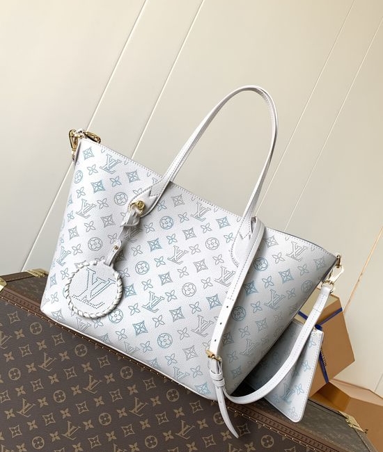 Louis Vuitton LV Bella Bucket Tote Shoulder Bag M12088
