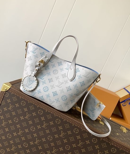 Louis Vuitton LV Flight Mode Bella Bucket Bag 4074
