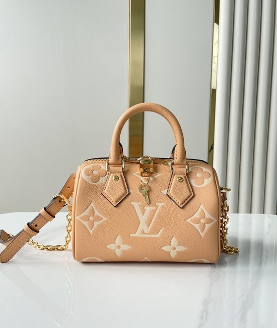 Louis Vuitton LV Speedy Leather Handbag M12713