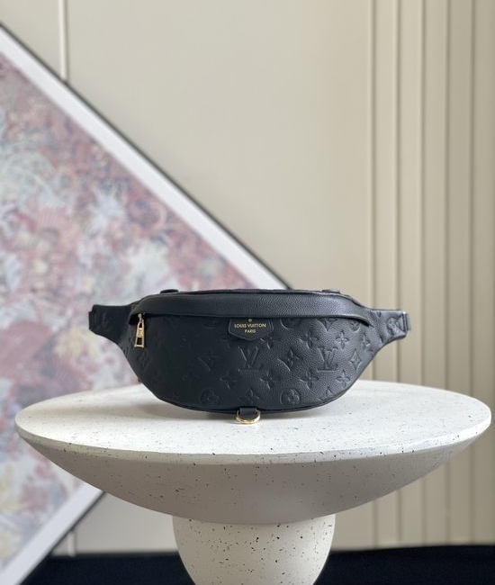 Louis Vuitton LV BUMBAG Versatile Chest Bag M44836