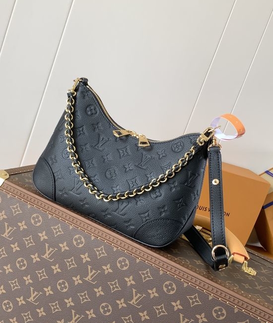 Louis Vuitton LV Boulogne Embossed Leather Handbag M13224