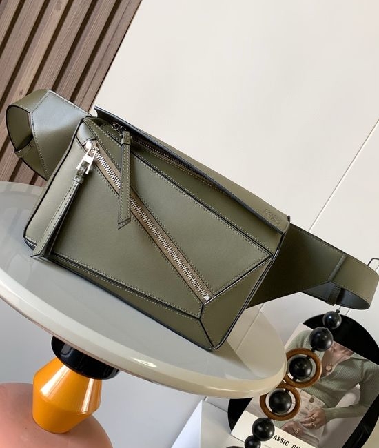 Loewe Puzzle Classic Leather Waist Bag 8014