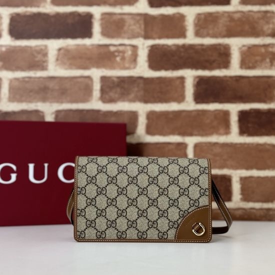 Gucci PVC Leather Tote 820688