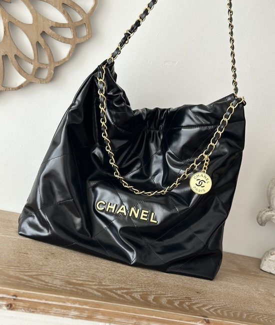 Chanel 22 Bag Classic Cowhide Handbag 3261