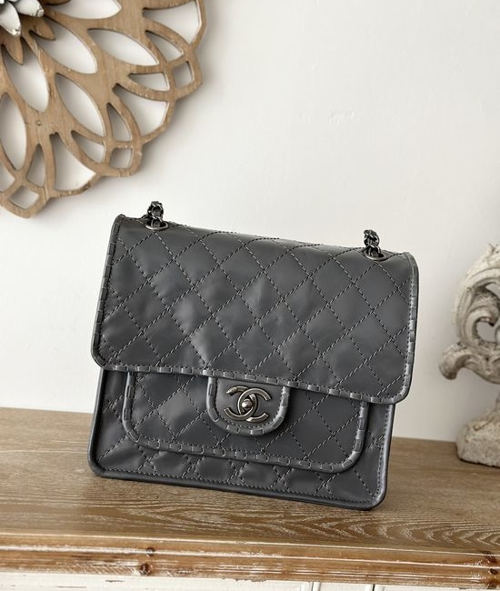 Chanel Vintage Resin Leather Flap Card Case Gray 2225