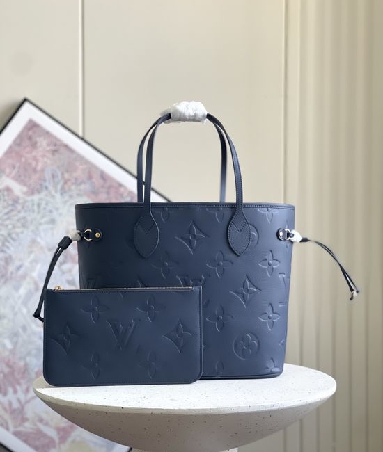 Louis Vuitton LV Neverfull Medium Shopping Bag M45685