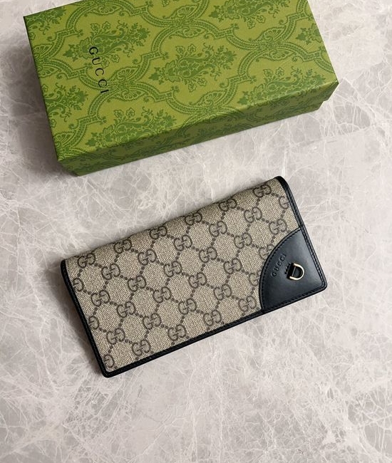 Gucci GG Emblem Mini Canvas Wallet 821802
