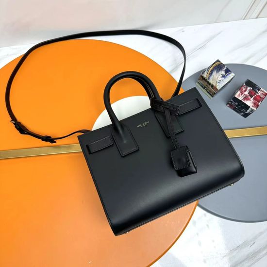 Yves Saint Laurent Sac de Jour Baby Smooth Bag 392035.Zx