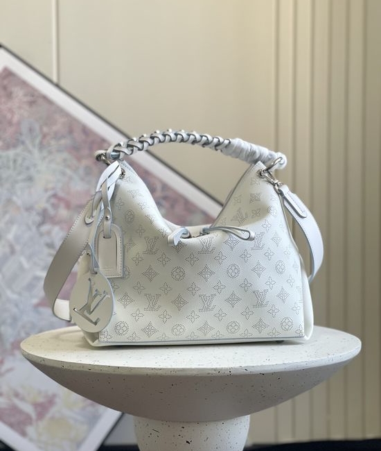 Louis Vuitton LV Beaubourg Hobo Medium Monogram Handbag 17070