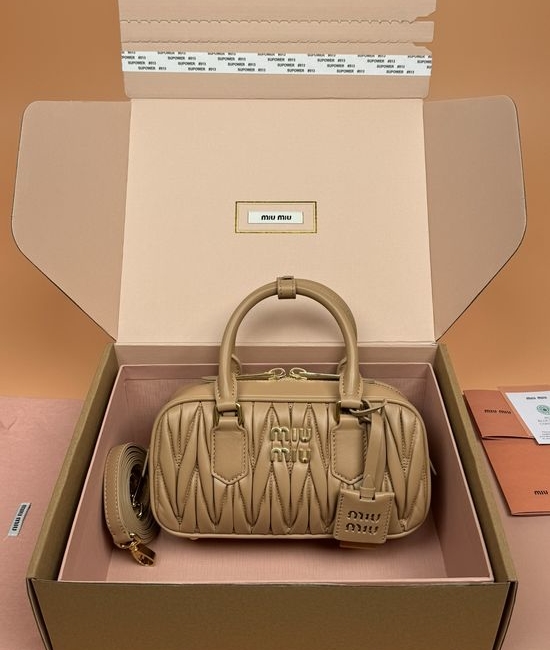 Miu Miu Arcadie Matelasse Nude Pink Bowling Bag _5BB142