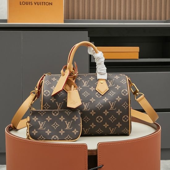 Louis Vuitton LV Speedy P9 Bandoulière Monogram Bag M24425