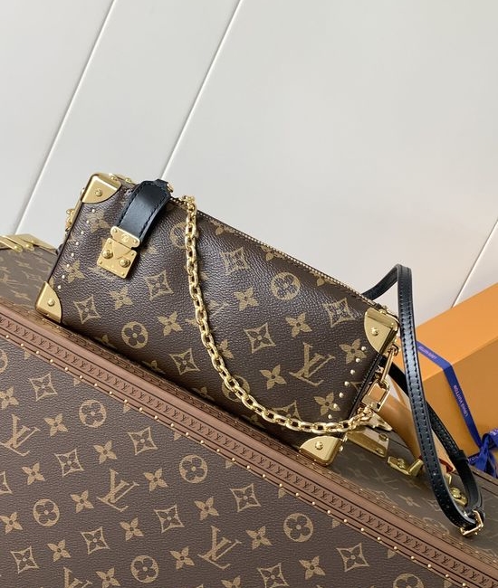 Louis Vuitton LV Slim Trunk Handbag M13147