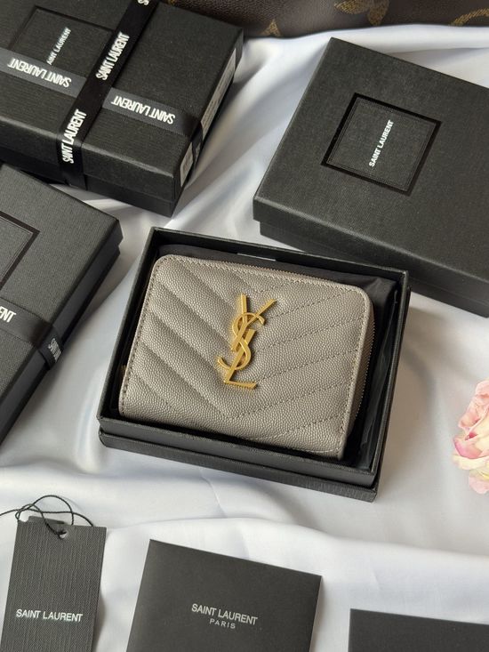 Yves Saint Laurent Zip Around Leather Wallet 403723