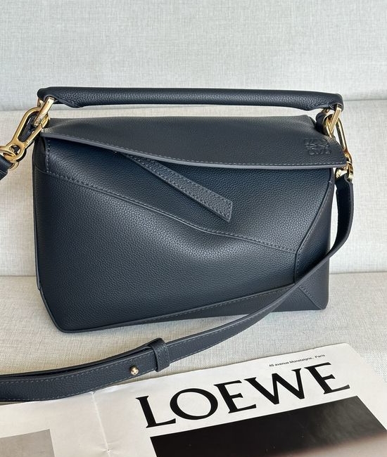 Loewe Puzzle Grained Leather Handbag 3001b