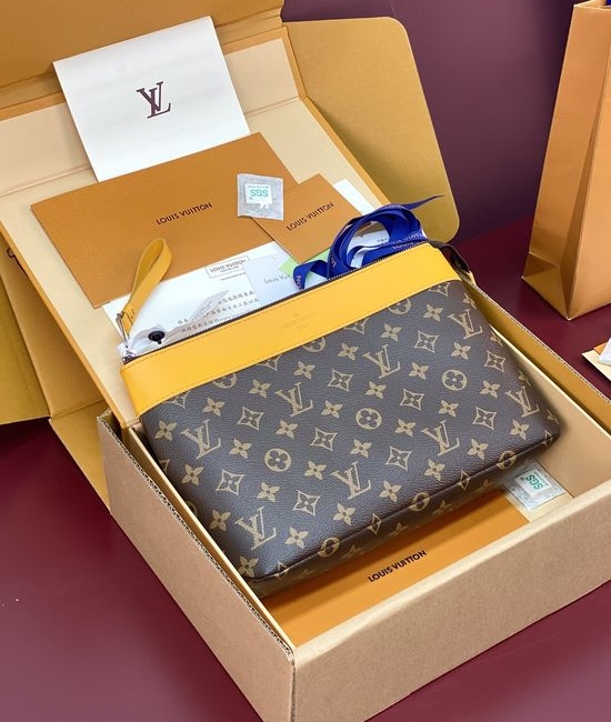 Louis Vuitton LV Pochette Voyage Souple Monogram Handbag Yellow 8814