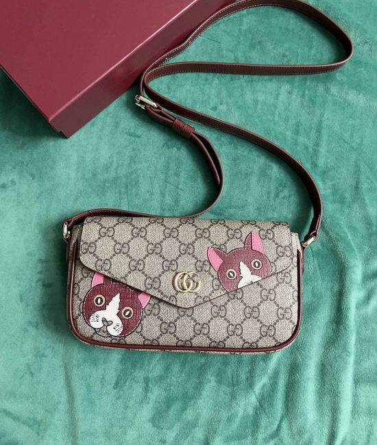 Gucci Cat Pattern PVC Leather Crossbody Bag 818764