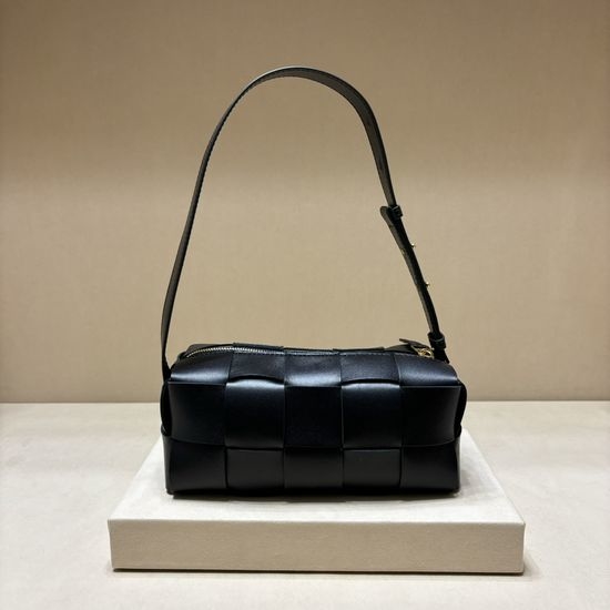 Bottega Veneta BV Brick Cassette Woven Sheepskin Bag 9305