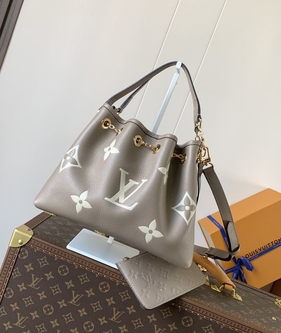 Louis Vuitton LV Degrade Summer Bundle Handbag M25453