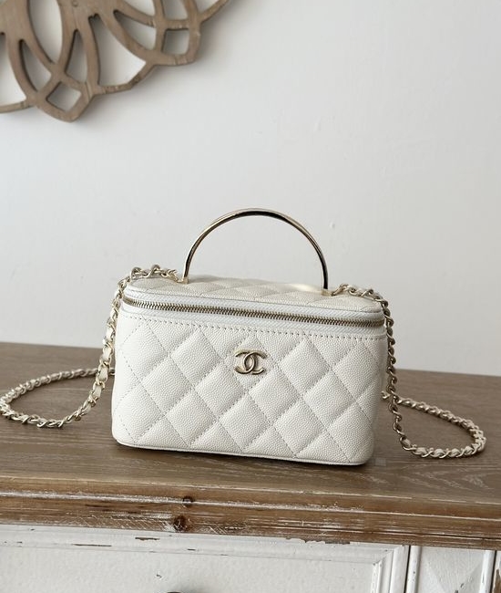 Chanel Enamel Buckle Chain Cosmetic Bag 66009