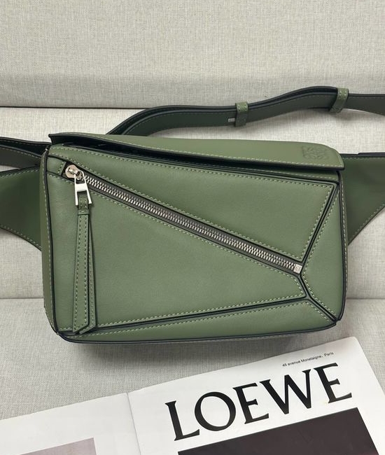 Loewe Puzzle Smooth Leather Small Waist Bag 6001