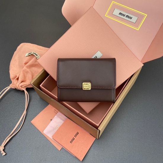 Miu Miu Leather Snap Closure Card Holder 5M104