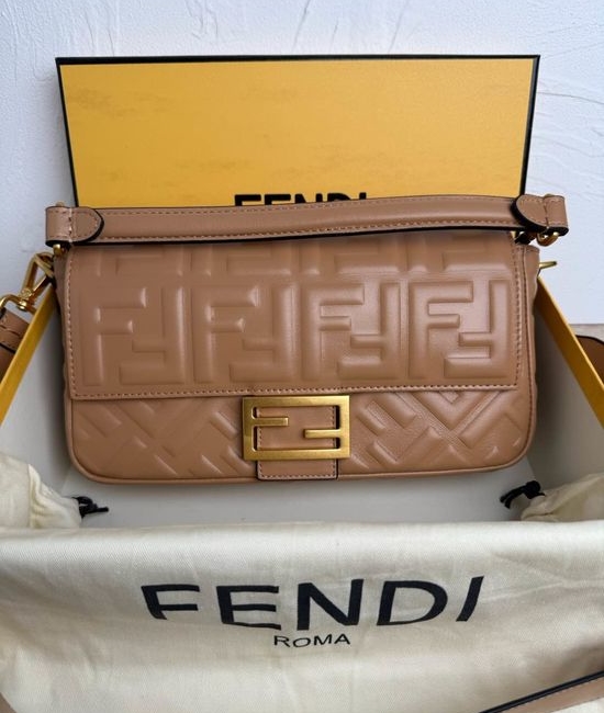 Fendi Baguette Medium Leather Handbag 0191m