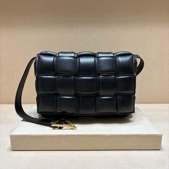 Bottega Veneta BV Oversized Intreccio Woven Crossbody Bag 591970