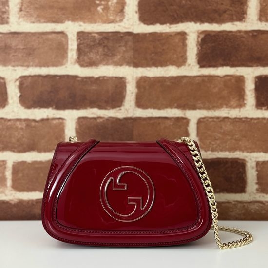 Gucci Burgundy Patent Leather Shoulder Bag 815711