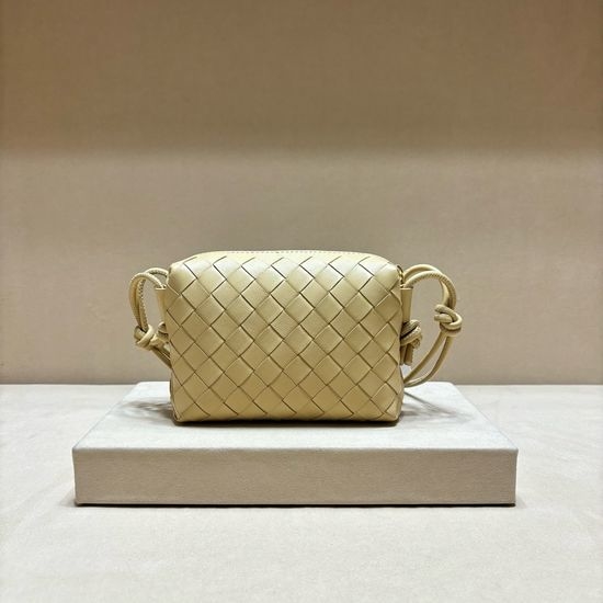 Bottega Veneta BV Woven Small Square Bag Classic Lightweight 3001