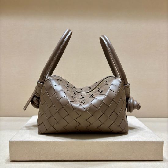Bottega Veneta BV Loop Camera Bag Convertible 3003