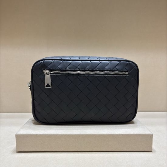 Bottega Veneta BV Woven Clutch Waxed Leather 2938