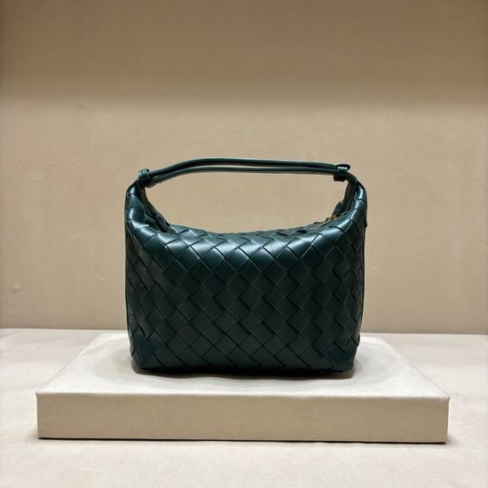Bottega Veneta BV Intrecciato Woven Lambskin Lunch Bag 9201