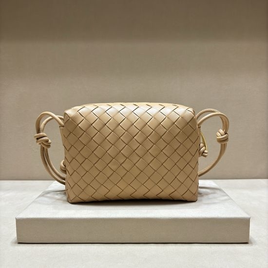 Bottega Veneta BV Woven Small Square Bag 3001S