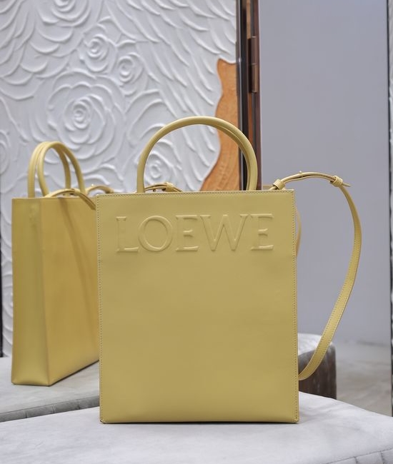 Loewe Standard A4 Grained Leather Tote Bag A463