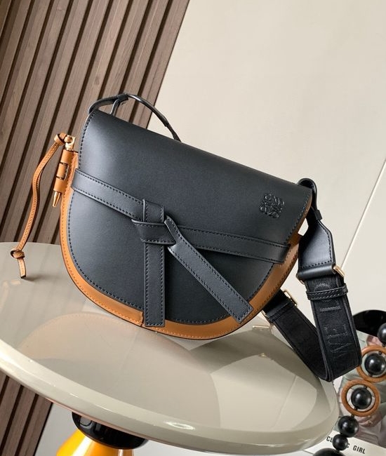Loewe Gate Duel Saddle Bag Leather Crossbody Bag 9004